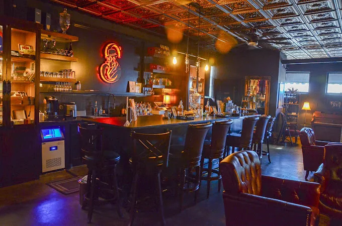 Sherri's Executive Lounge · photo 2 of 5