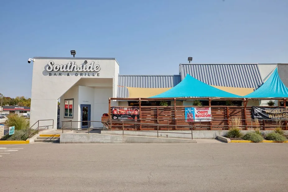 Southside Bar & Grille · photo 1 of 5