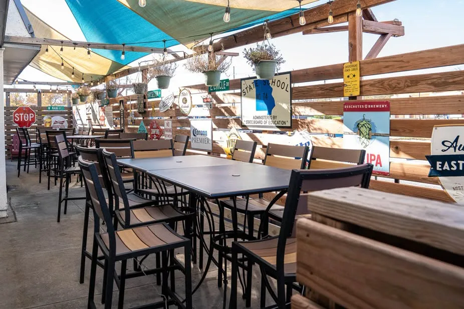 Southside Bar & Grille · photo 2 of 5